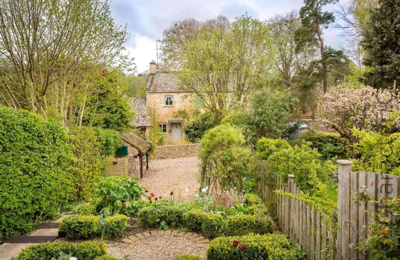 Dove Cottage Naunton Eksteriør billede